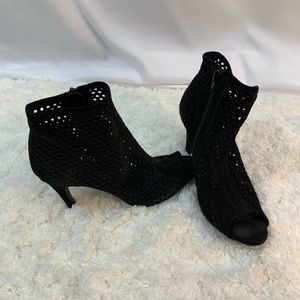 Pedro Garcia Sylvana laser cut booties Black
